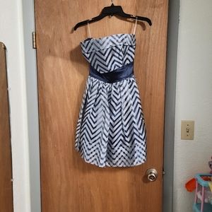 TeezeMe Chevron Strapless Cocktail Dress